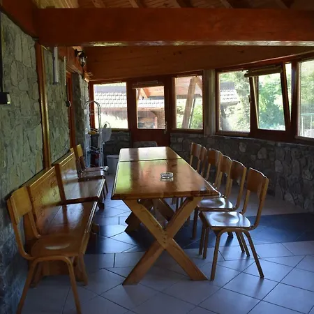 River Dream House * Bihać